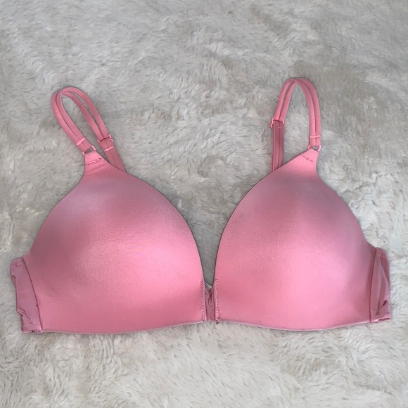 34B Victoria’s Secret No-wire wireless bra - Picture 1 of 3